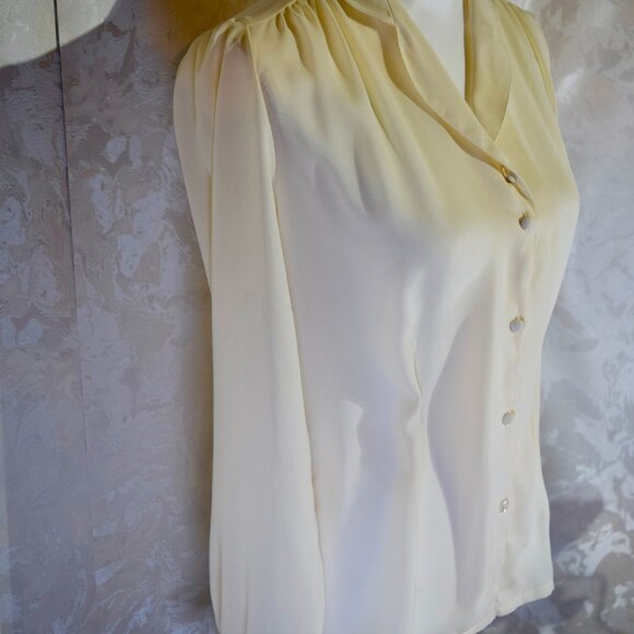 Pepper Tree Cream Faux Button-Front Blouse Size 12 - Picture 3 of 5
